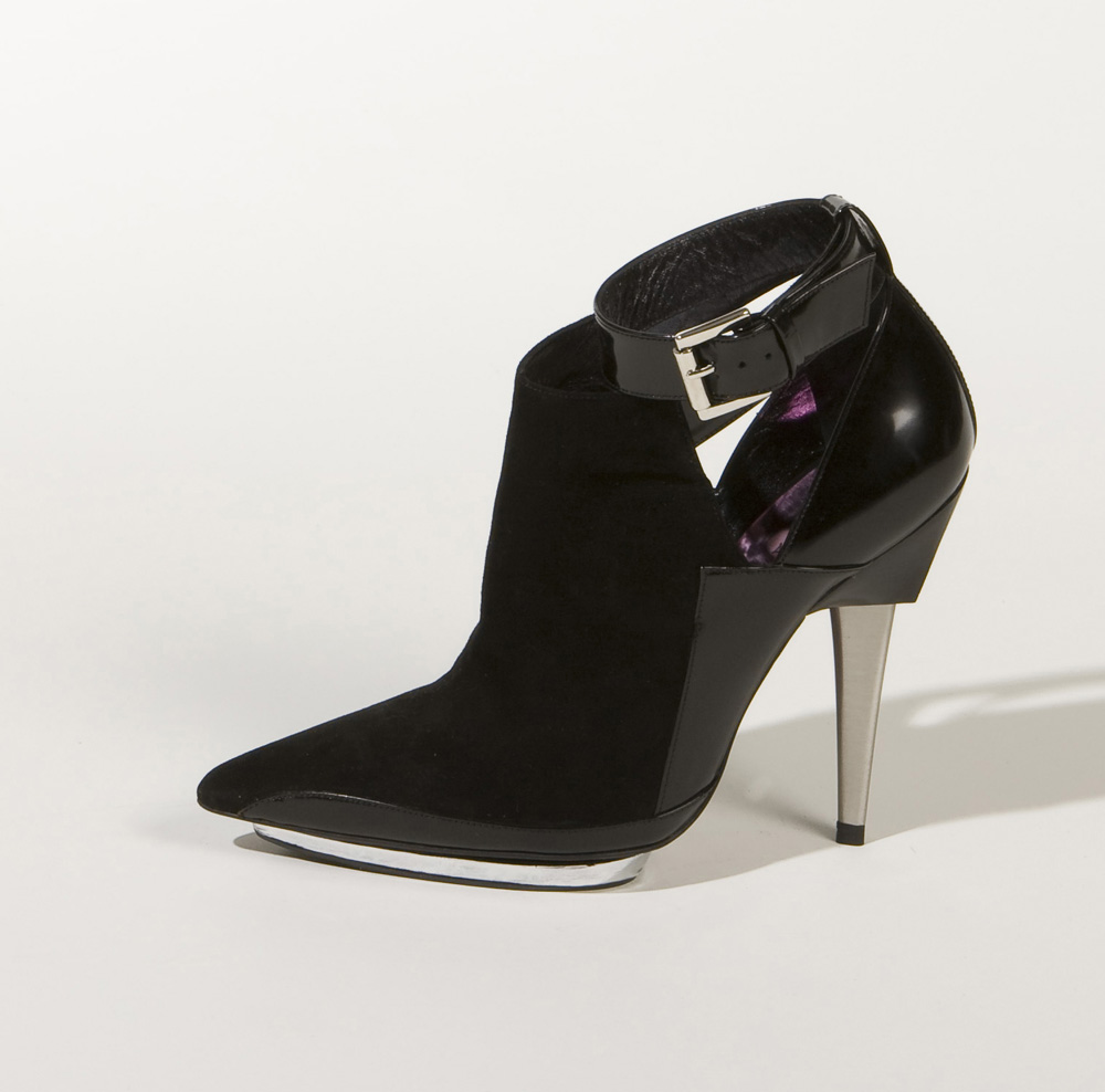 Barbara Bui Shoes Fall 2009: The Hottest Soles in Town - FashionWindows ...