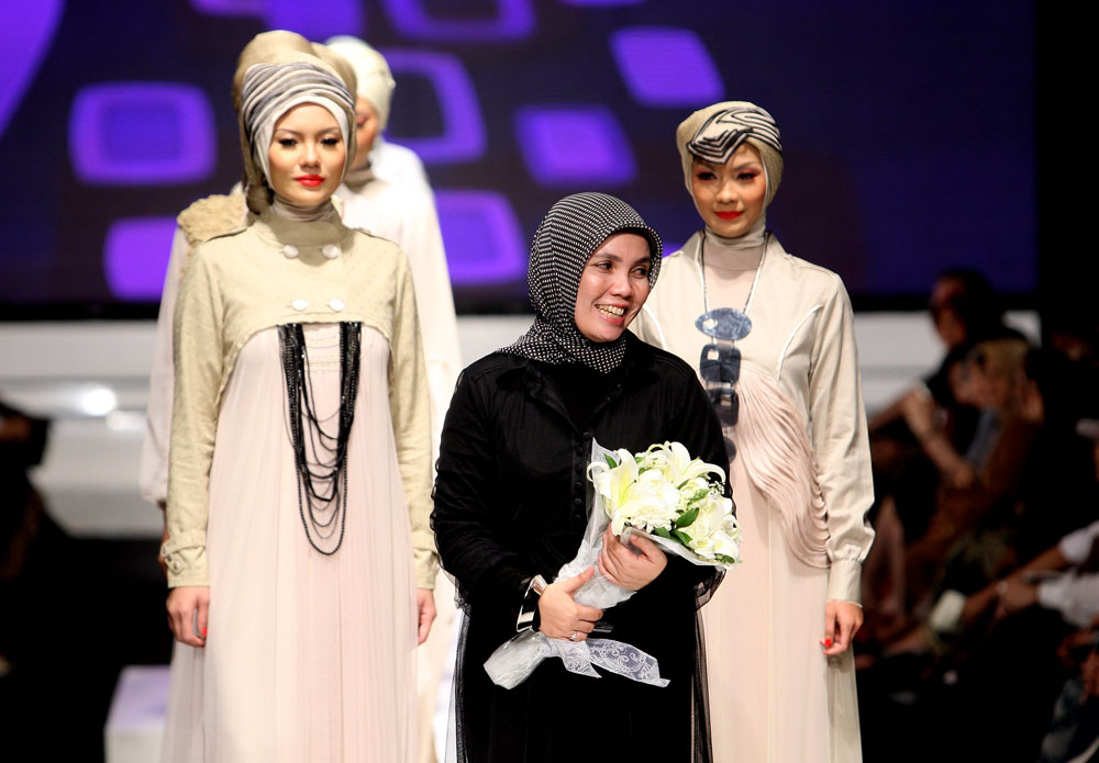 Jakarta Fashion Week: Irna Mutiara