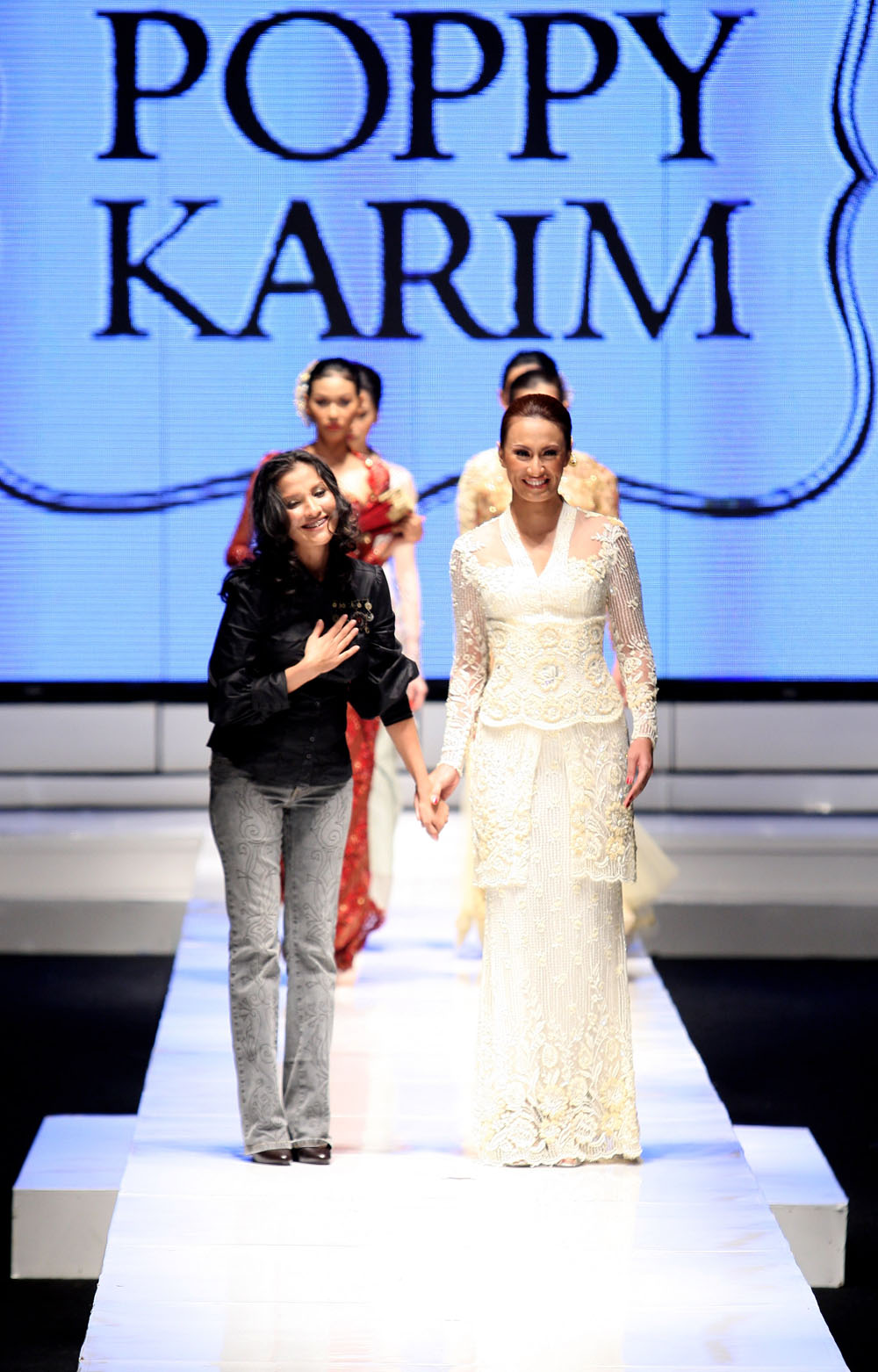 Jakarta Fashion Week 2009: Poppy Karim