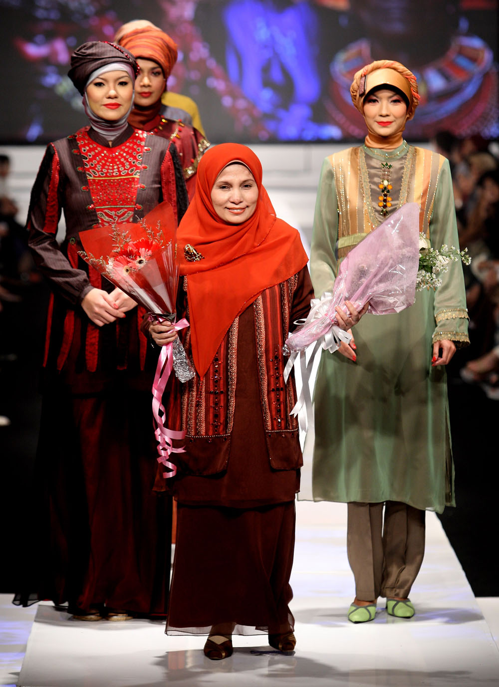 Jakarta Fashion Week 2009: Yessi Riscowati