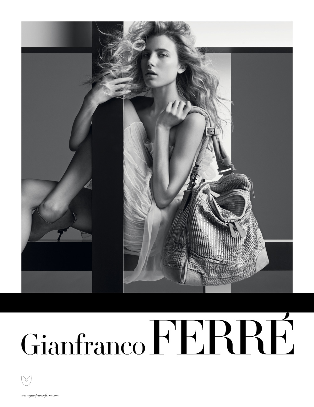 Gianfranco Ferré Launches Spring / Summer 2010 Ad Campaign