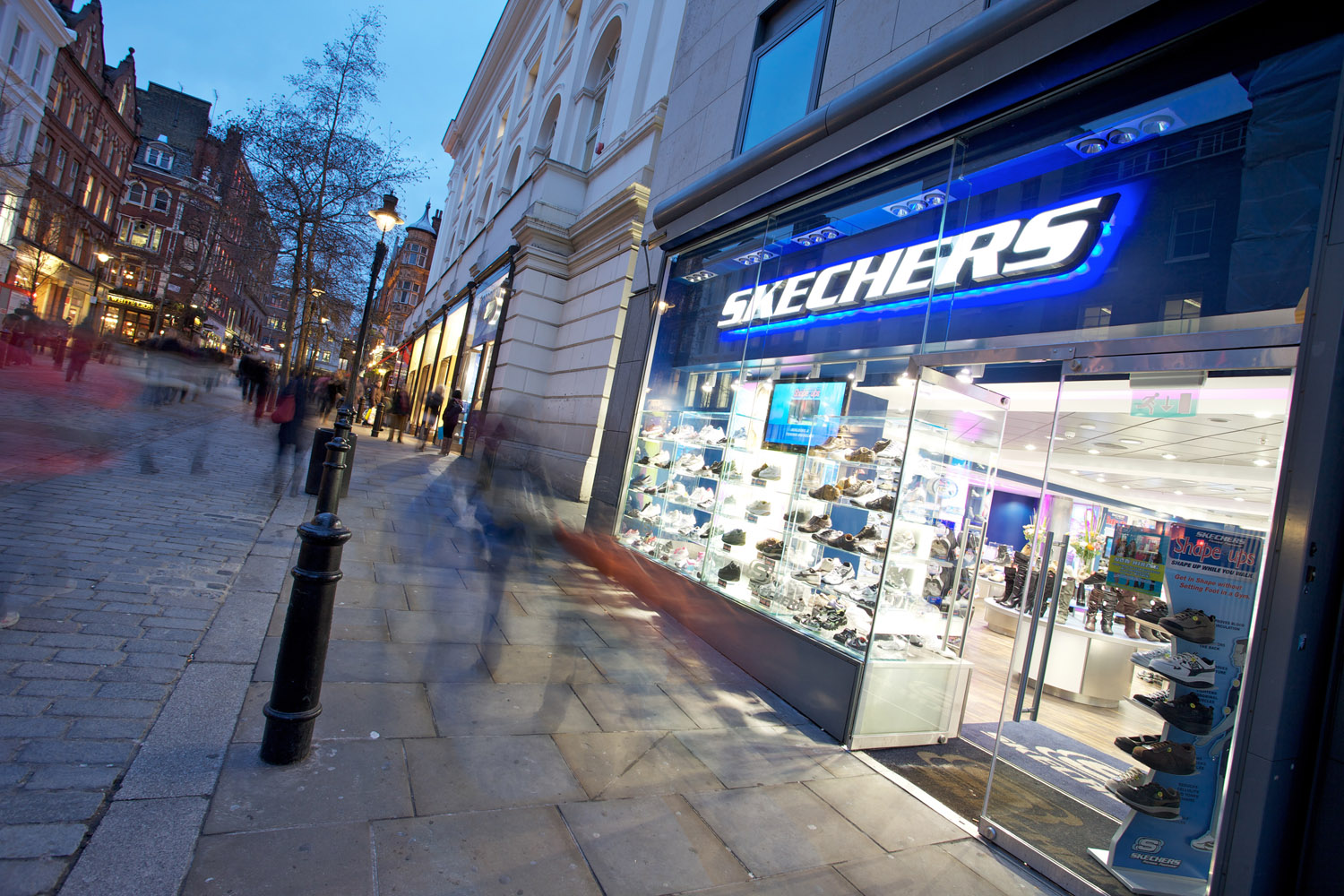 SKECHERS Opens New Flagship Store in London