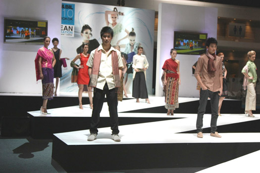 BIFF 2010: Modern Silhouettes with a Dash of Tradition