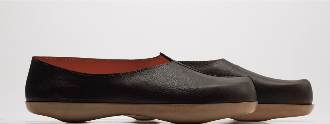 Akahito Shigemitsu Creates Eco-Friendly Geta Shoes