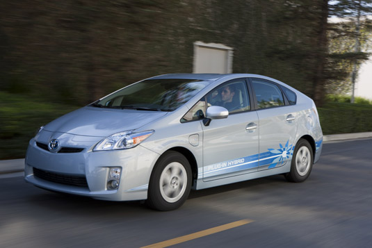 Toyota Facebook Contest Seeks Most Passionate Prius Fan