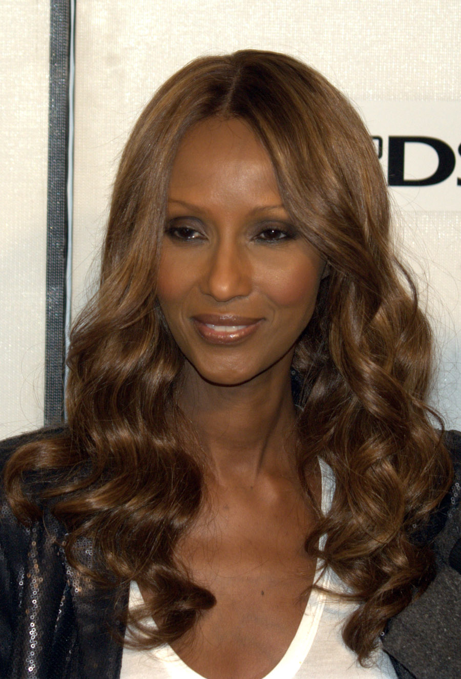 Iman Collaborate with Carlos Mota To Create a Chic Look for Mercedes-Benz Star Lounge