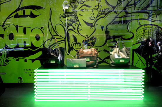 Store Windows in Paris: Coach at Printemps Paris