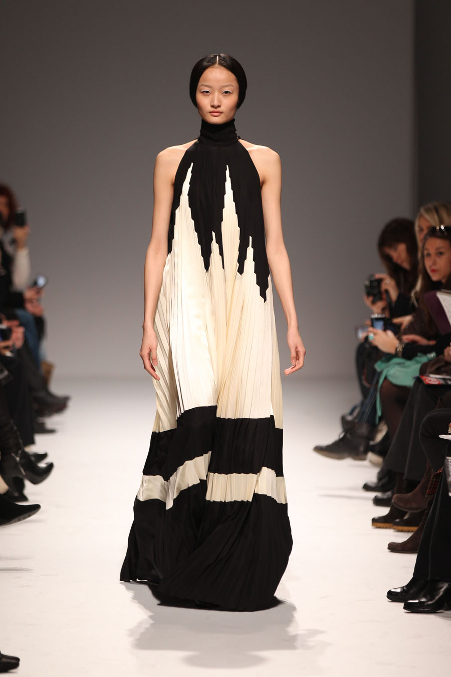 Martin Grant Fall 2011: Seventies Ease