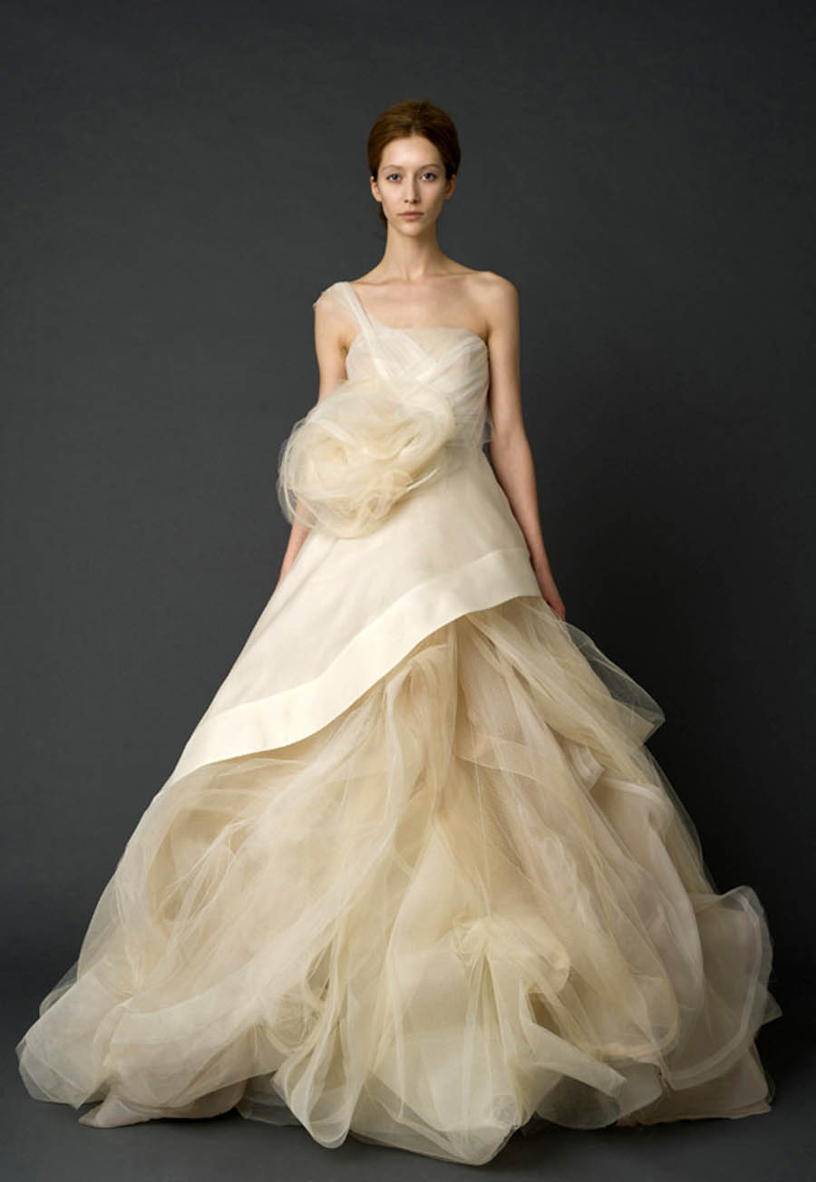 pink peonies: dreamy dresses: vera wang bridal spring 2012