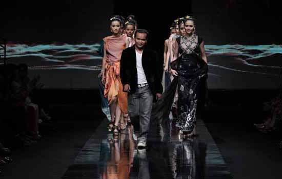 Jakarta Fashion Week 2012: Ki Artik Batik Culture
