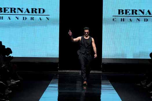 Jakarta Fashion Week 2012: Bernard Chandran