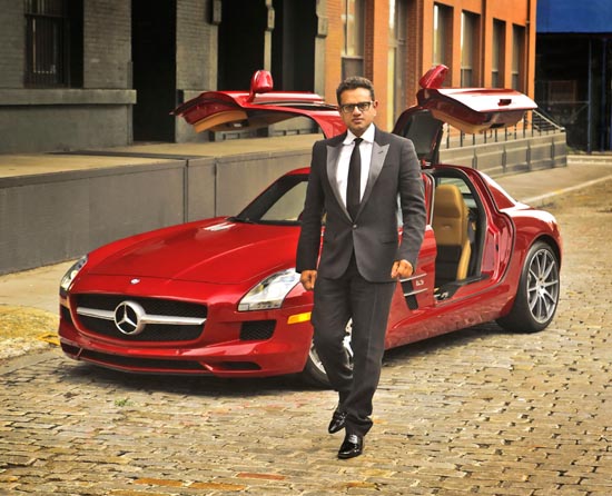 Naeem Khan Receives “Mercedes-Benz Presents” Title