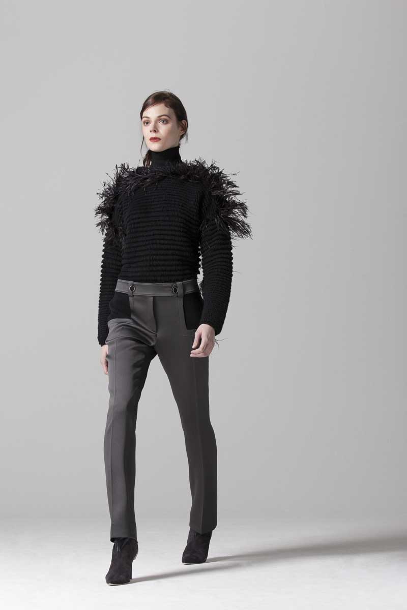 Pringle of Scotland Fall 2013: Structured Silhouettes with a Modern Retro Touch