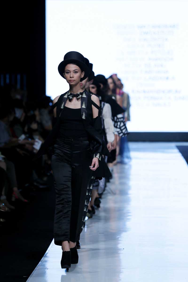 Jakarta Fashion Week 2014: Binus International School of Fashion Part 3