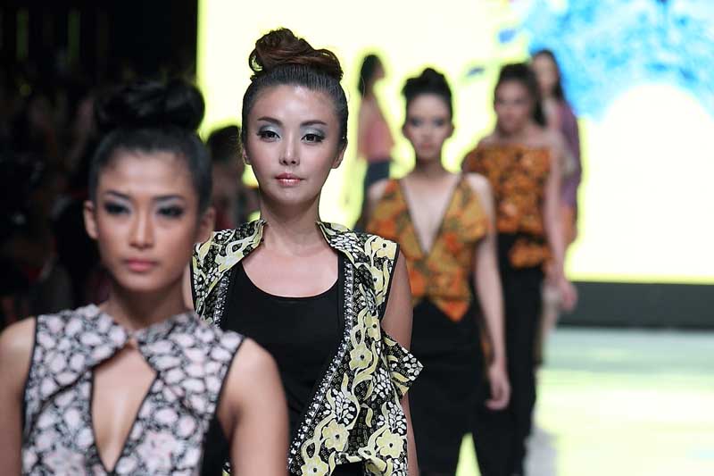 Jakarta Fashion Week 2014: Pasar Indonesia