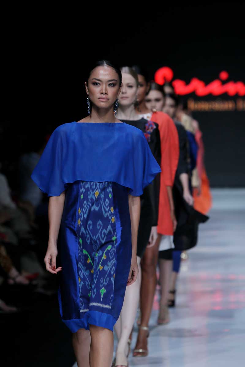 Jakarta Fashion Week 2014: Sarinah Part 3