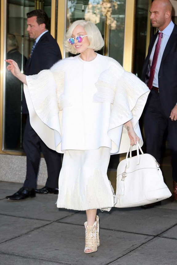 Lady Gaga spotted leaving her apartment building