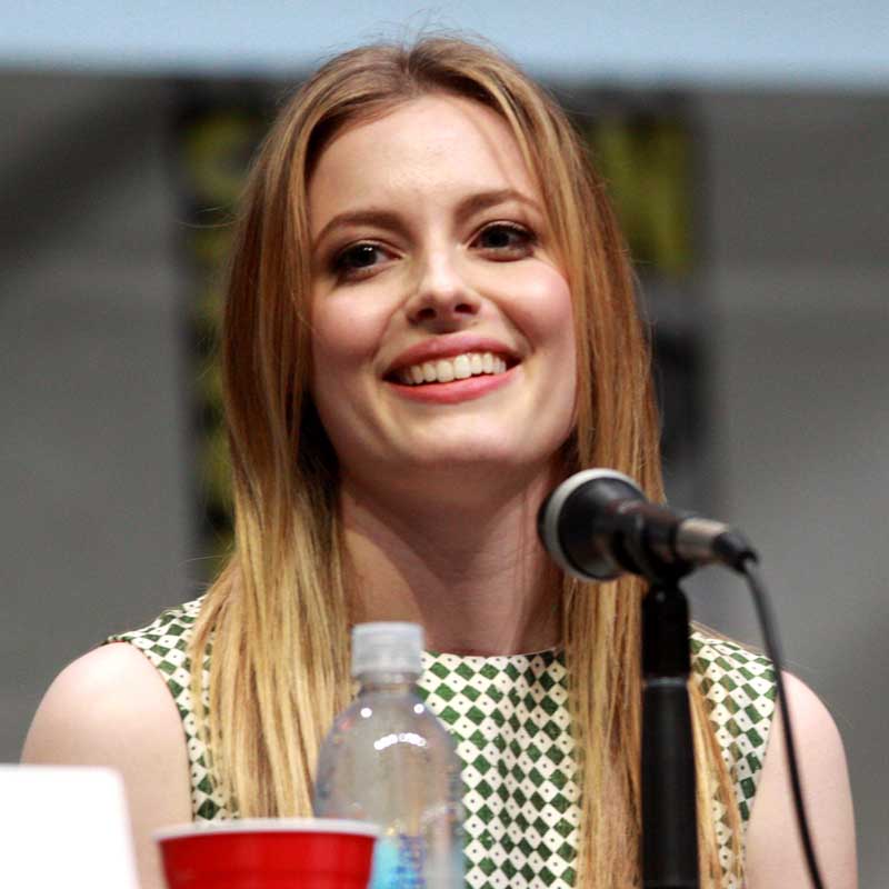 Bluefly’s Closet Confessions Nab Gillian Jacobs Eclectic Style