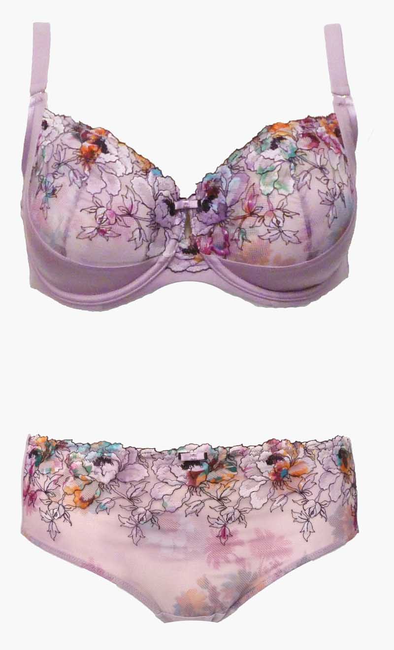 Top Three Must Have Bras This Spring