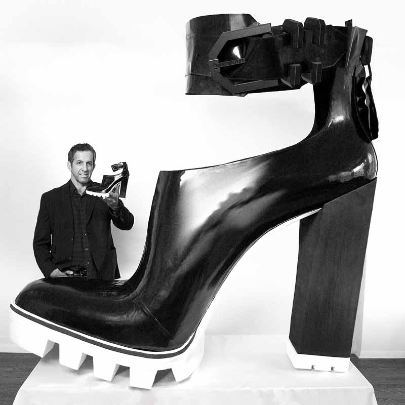 Kenneth Cole and Jill Martin Design World’s Largest High-Heeled Shoe for Guinness World Record