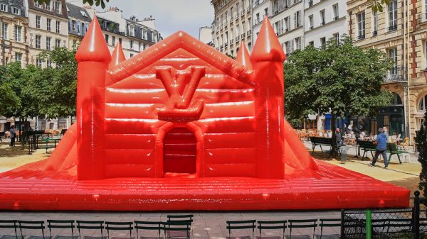 louis vuitton inflatable